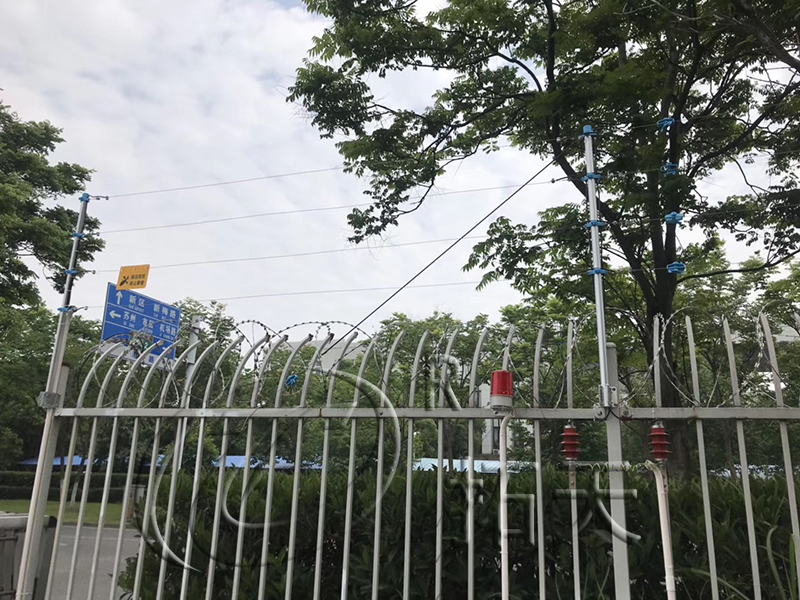 無錫市惠山區綠地世紀城小區脈沖圍欄案例