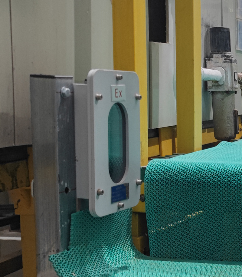 河南某工廠生產(chǎn)線防爆對射案例